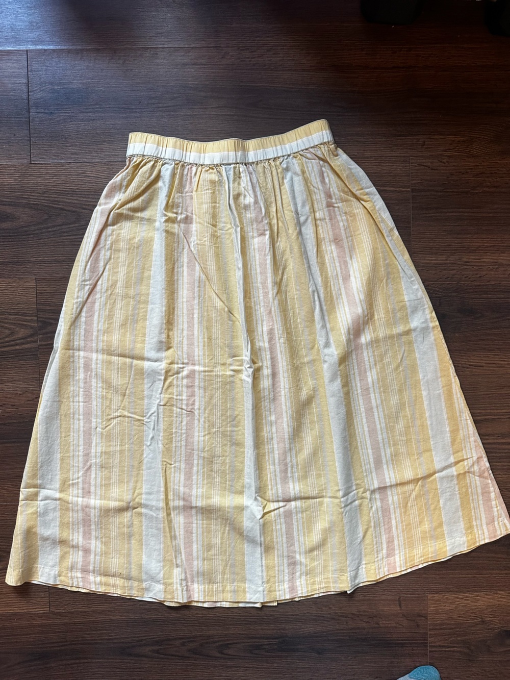 Patagonia Women’s Lightweight A/C skirt - Picture 2 of 3
